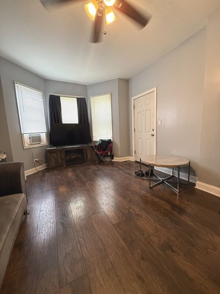 Property Photo: 8329 S Burnham Avenue IL 60617