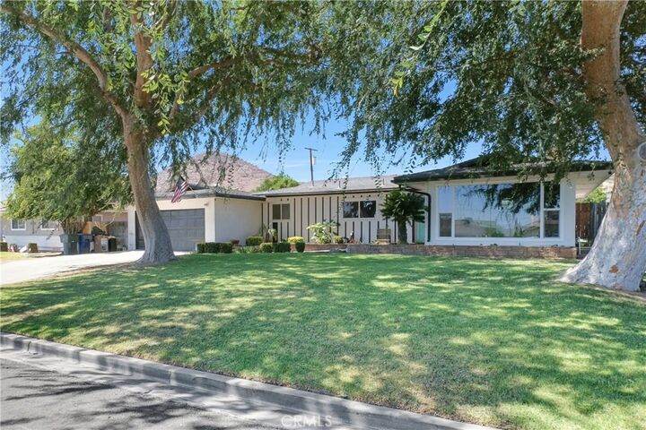 Property Photo:  5278 Sierra Vista Avenue  CA 92505 