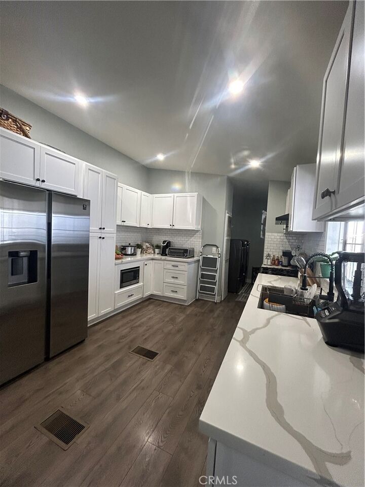 Property Photo:  9080 Bloomfield Avenue 167  CA 90630 