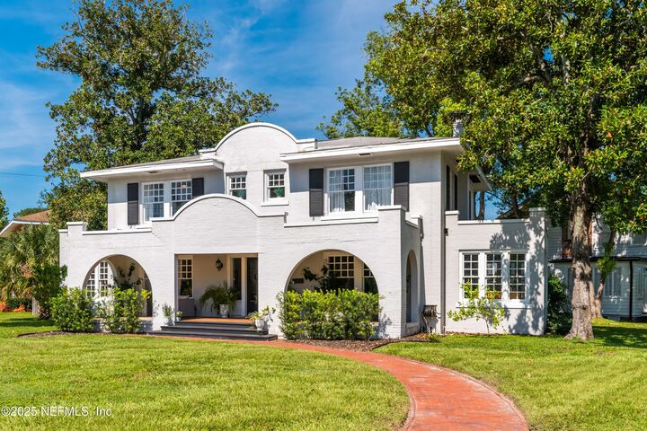Property Photo:  1492 Avondale Avenue  FL 32205 