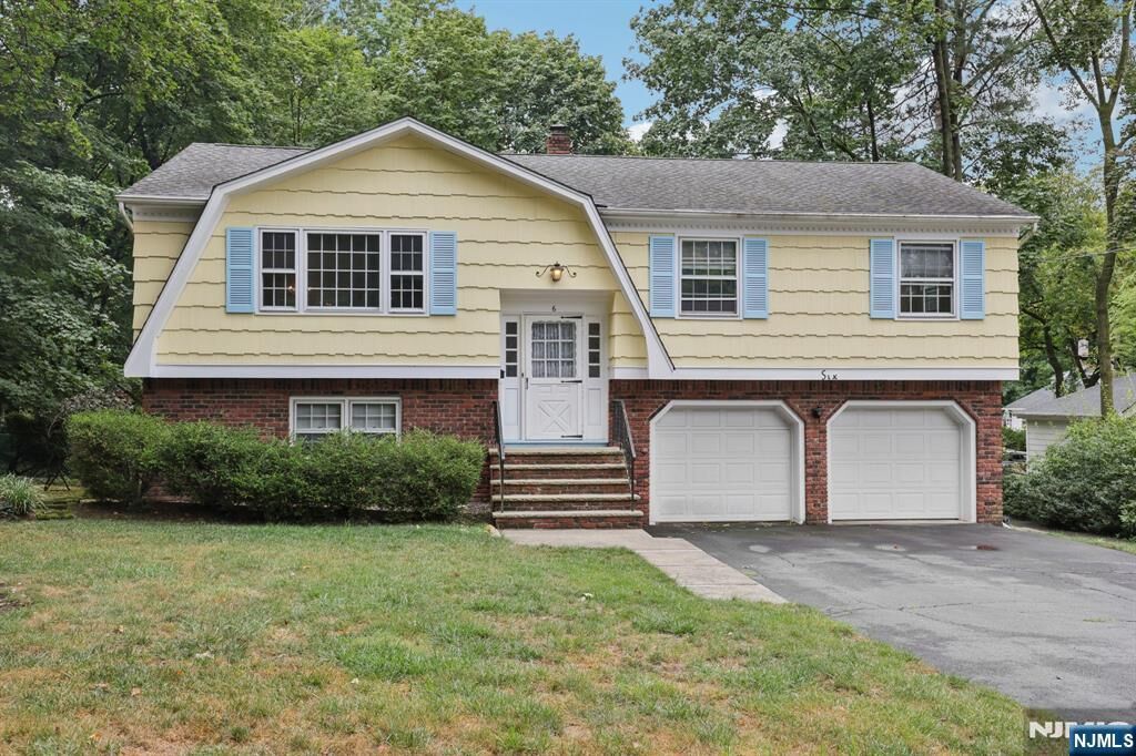 Property Photo: 6 Christopher Place NJ 07450