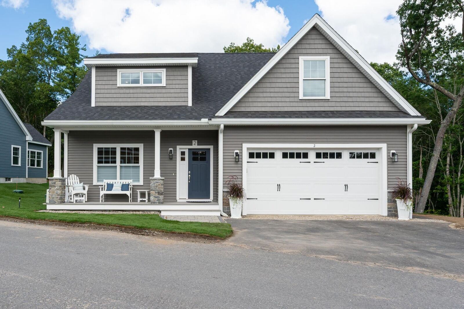 Property Photo: 2 Midtrail Crossing Lane NH 03087