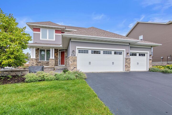 18072 Hyde Park Avenue  Lakeville MN 55044 photo