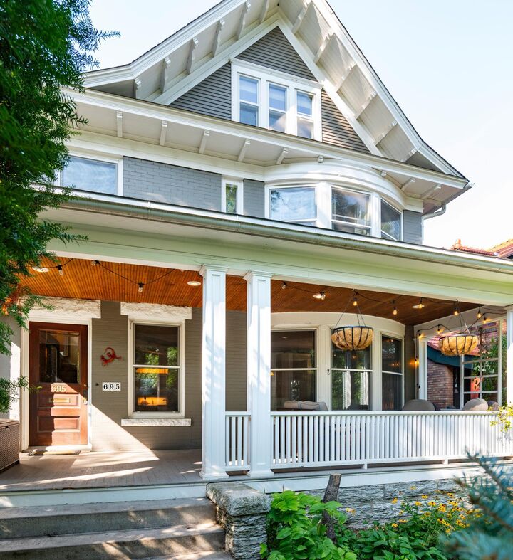 Property Photo:  695 Lincoln Avenue  MN 55105 