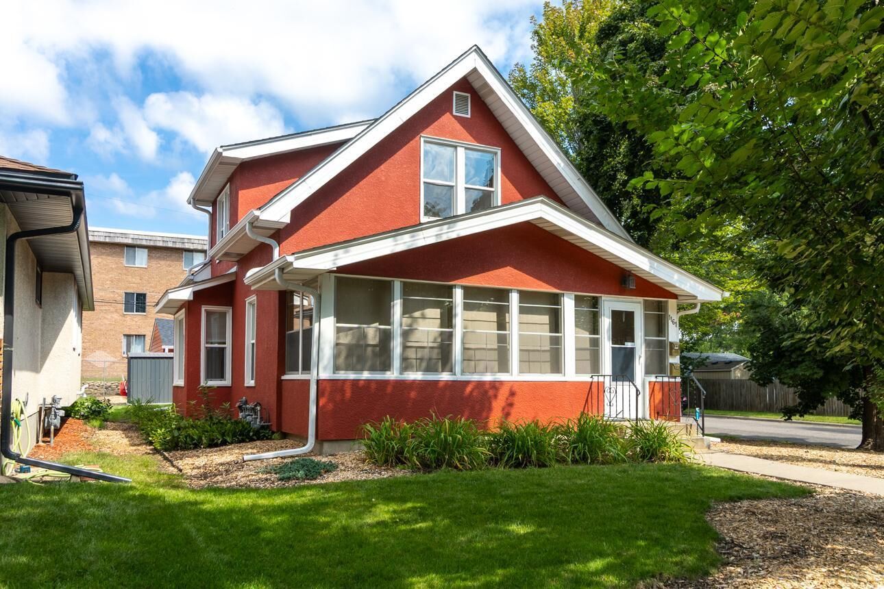 Property Photo:  1161 Hubbard Avenue  MN 55104 