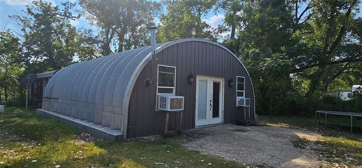 Property Photo:  5180 Bilindsay Road  TX 75159 