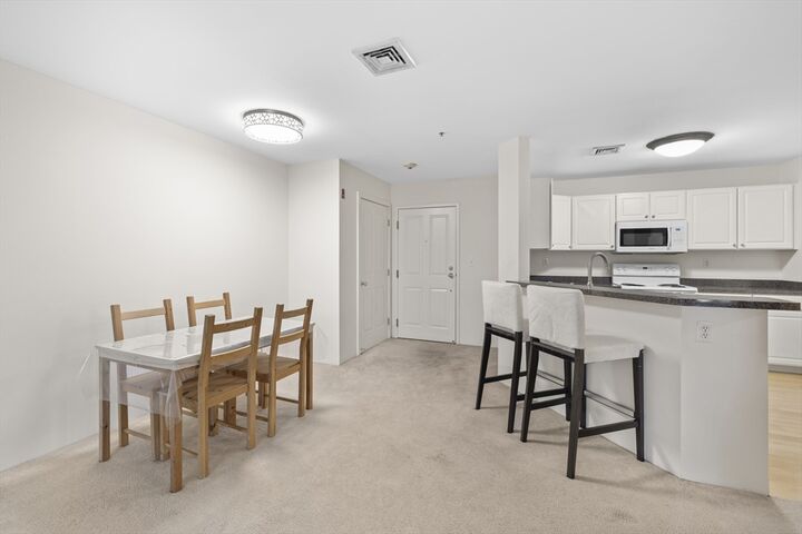 Property Photo: 30 Franklin St 309 MA 02148