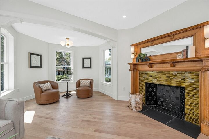 Property Photo:  13 Chestnut Street B  MA 01880 