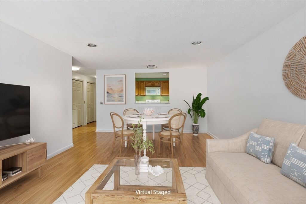Property Photo:  2 Ocean Ave 1J  MA 01930 
