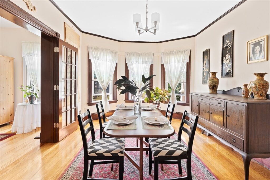 Property Photo:  9 Prospect Hill Ave 2  MA 02143 