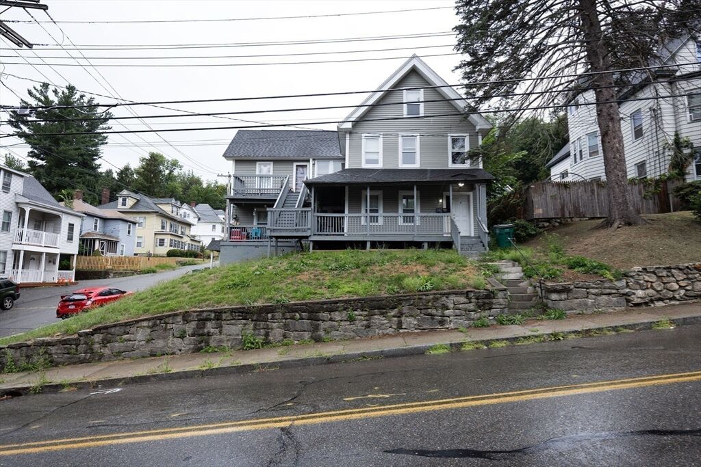Property Photo: 208 Blossom St MA 01420