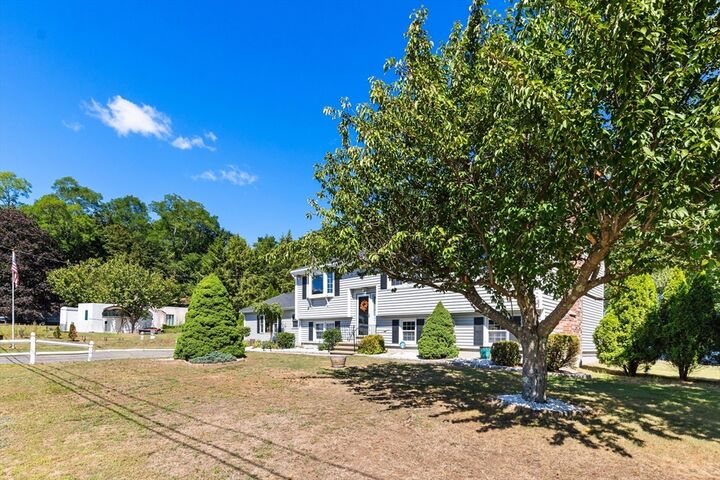 Property Photo: 10 Wentworth Drive MA 01821
