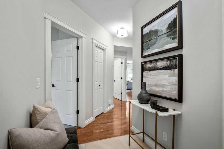 Property Photo: 306 Garrison Square SW AB T2T 6B3