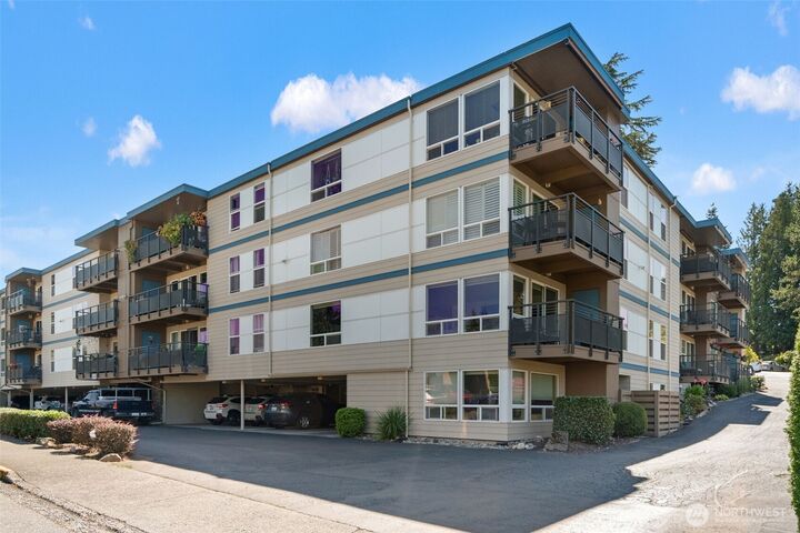 Property Photo: 500 Elm Way 34 WA 98020