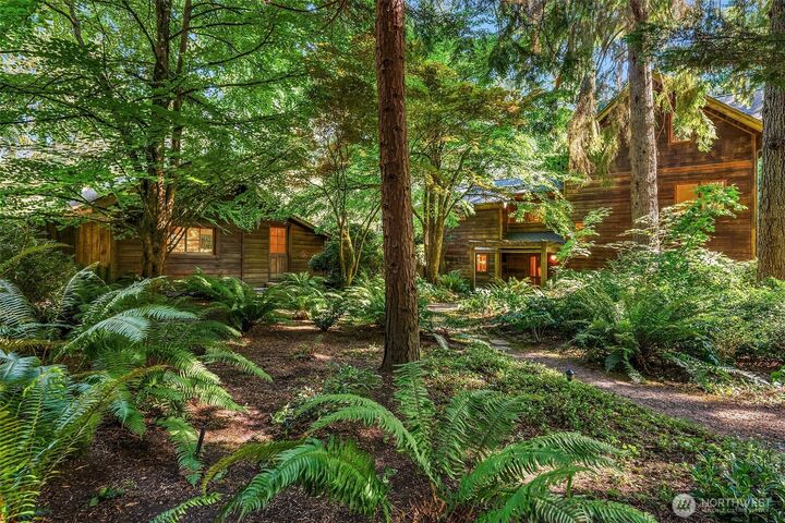 Property Photo: 17804 Thorsen Road SW WA 98070