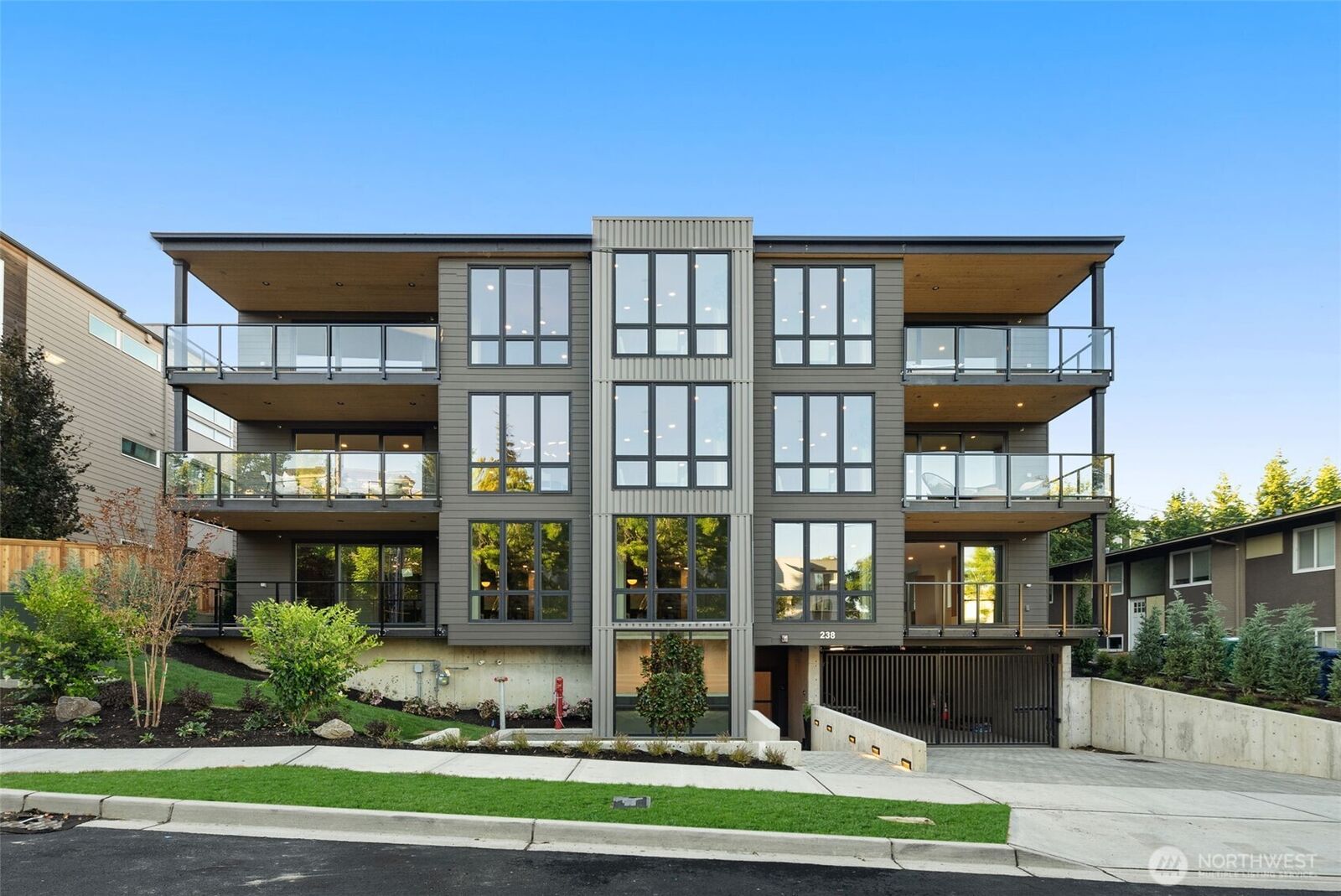 Property Photo: 238 4th Avenue 201 WA 98033