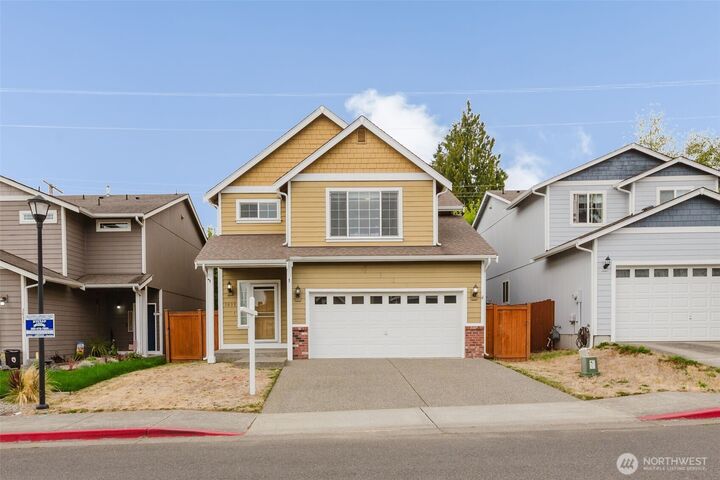 3835  Earendale Avenue  Bremerton WA 98310 photo