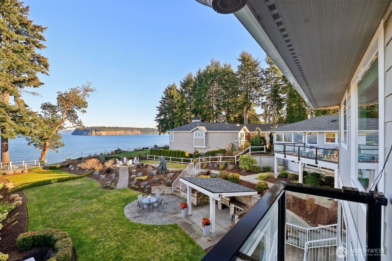 Property Photo:  7143  Grandview Place 1  WA 98335 