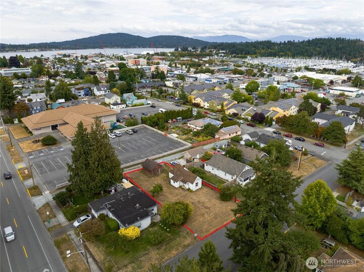 Property Photo: 1214 14th Street WA 98221