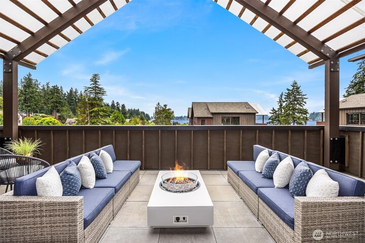 4566  Flying Goat Avenue NE C220  Bainbridge Island WA 98110 photo