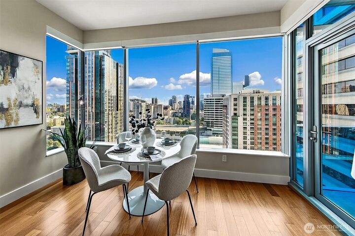 Property Photo: 737 Olive Way 2806 WA 98101
