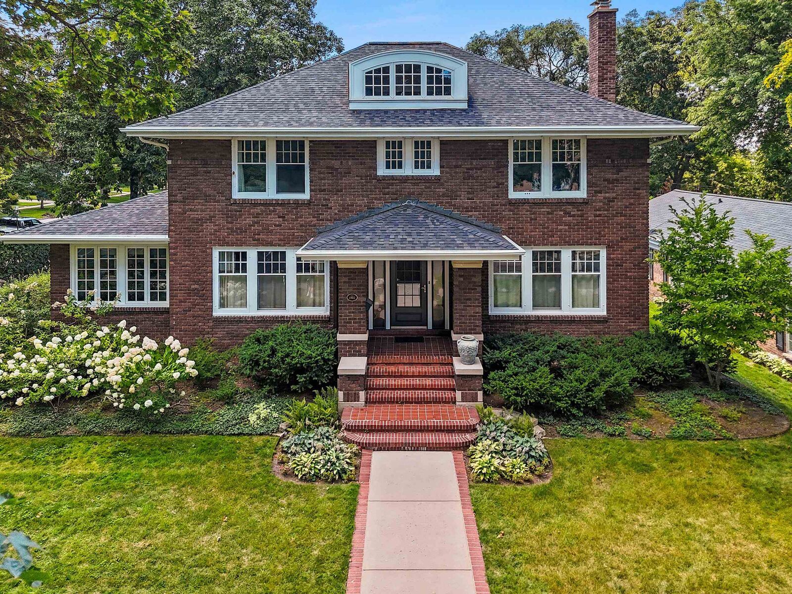 Property Photo: 628 Emilie Street WI 54301-3217
