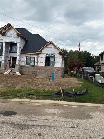 Property Photo:  10505 Excalibur Drive  MI 48315 