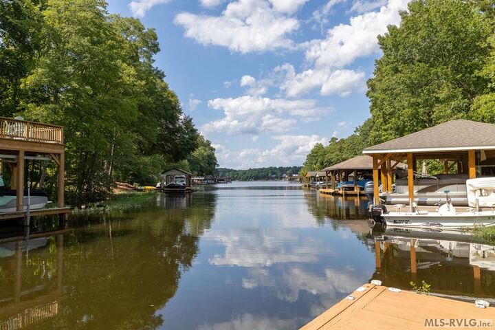 Property Photo:  118 Sandpiper Drive  NC 27551 
