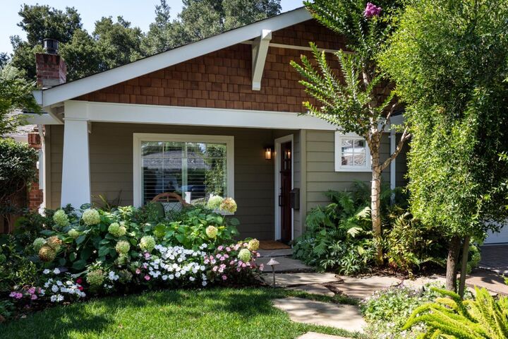 Property Photo: 2526 Webster Street CA 94301