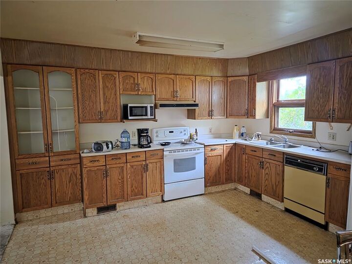 Property Photo:  227 Main Street  SK S0N 1C0 