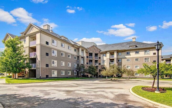 Property Photo:  4 Dayspring Circle 302  ON L6P 2Z7 