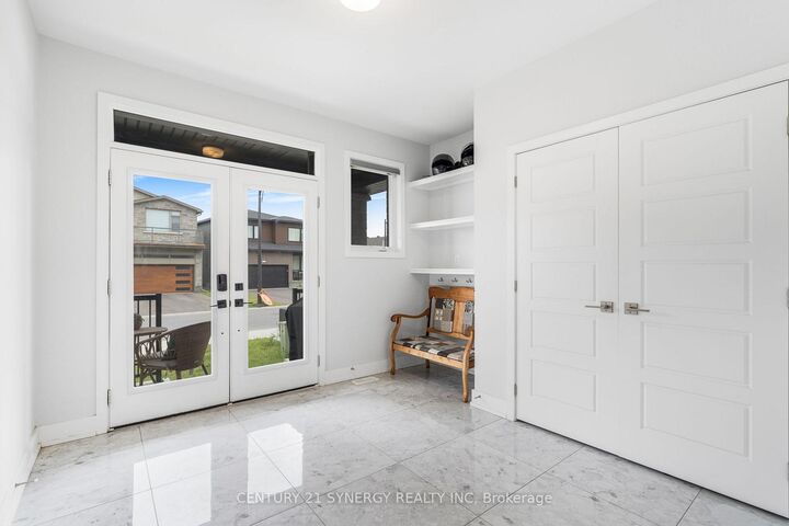Photo de la propriété:  814 Crossgate Street  ON K2J 7E3 