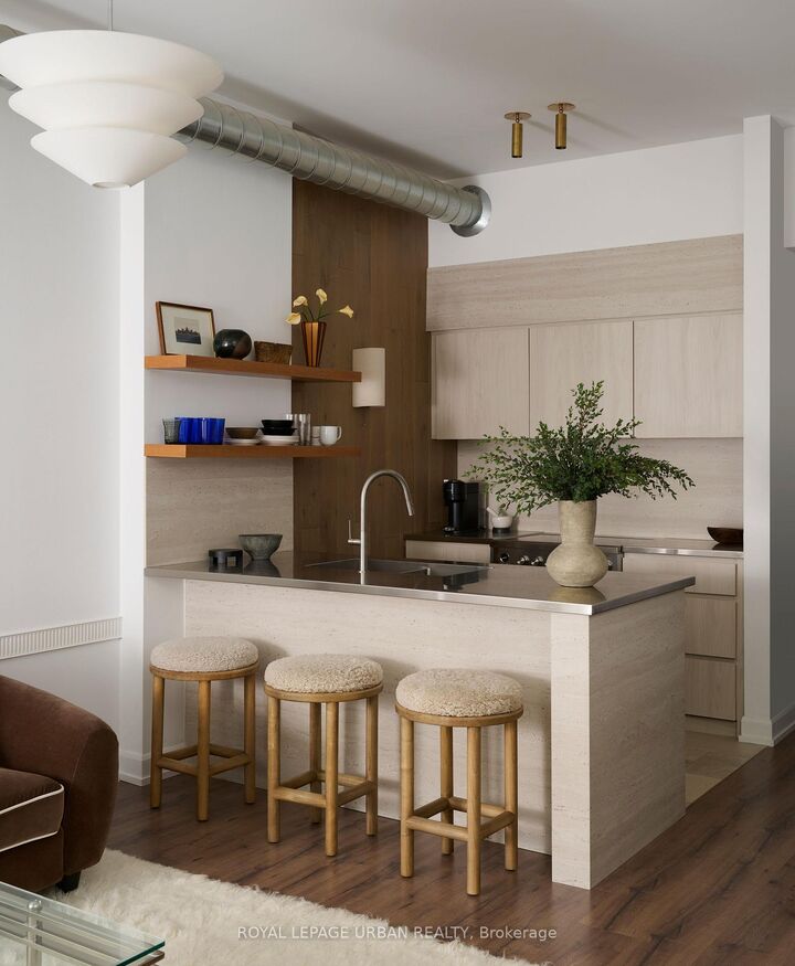 Property Photo:  1410 Dupont Street 420  ON M6H 2B1 