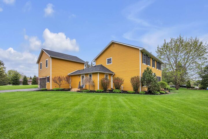 Property Photo:  66 O'Neill Drive  ON K8N 4Z4 