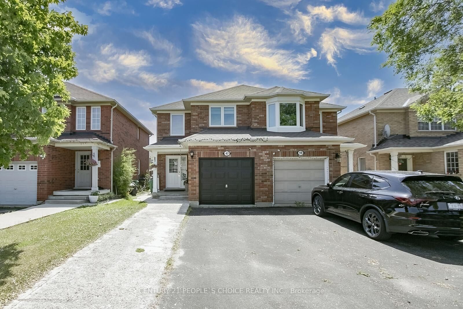 Property Photo: 47 Garibaldi Drive ON L6X 4Z2