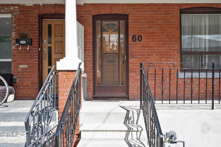 Property Photo: 60 Ulster Street ON M5S 1E5