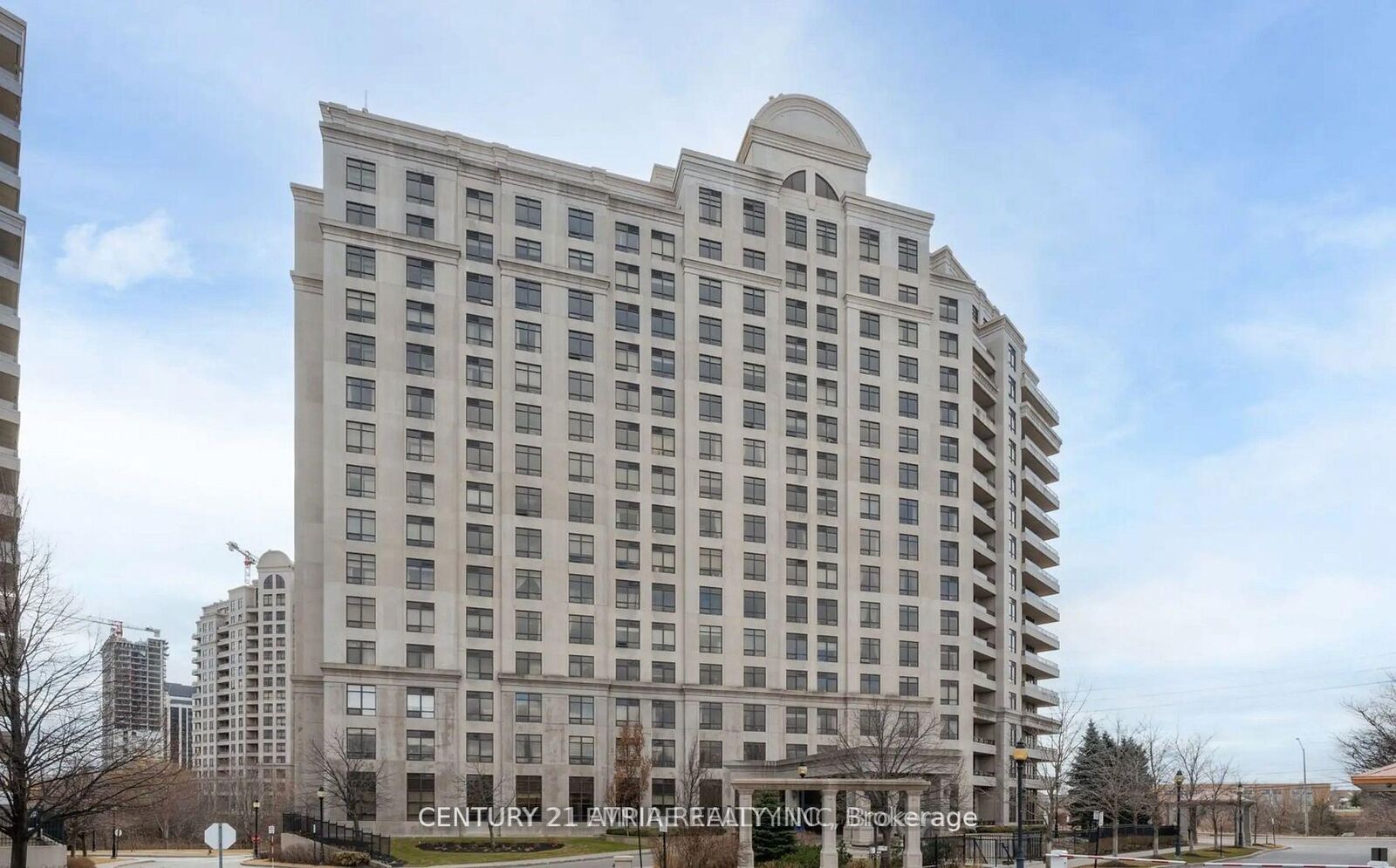 Property Photo: 9235 Jane Street 1403 ON L6A 0J8