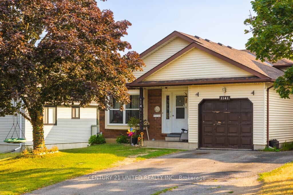 Property Photo:  1141 Huntington Circle  ON K9K 2B1 