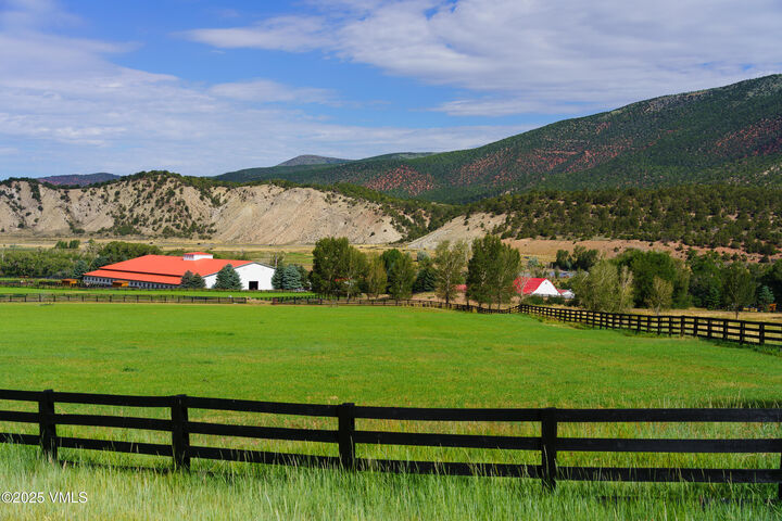 Property Photo: 1633 W Diamond Star Road CO 81631