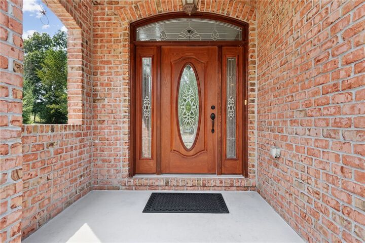 Property Photo: 112 Redmond Ct PA 16066