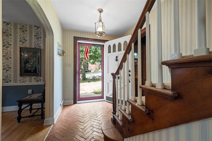Property Photo: 4603 Rolling Hills Rd PA 15236