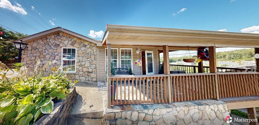 Property Photo: 2230 McKees Rocks Rd PA 15136