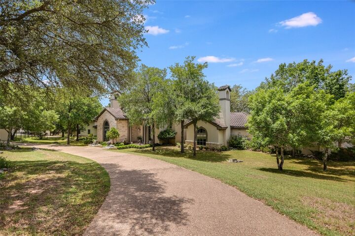 Property Photo: 8611 Young Lane TX 78737