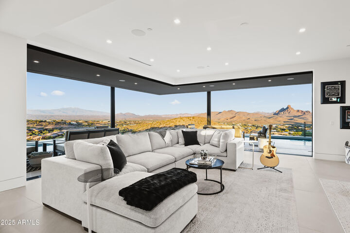 Property Photo:  9814 N Red Bluff Drive  AZ 85268