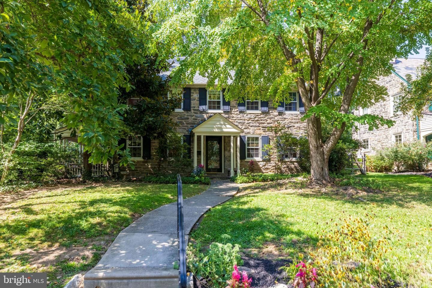 Property Photo:  3215 W Coulter Street  PA 19129 