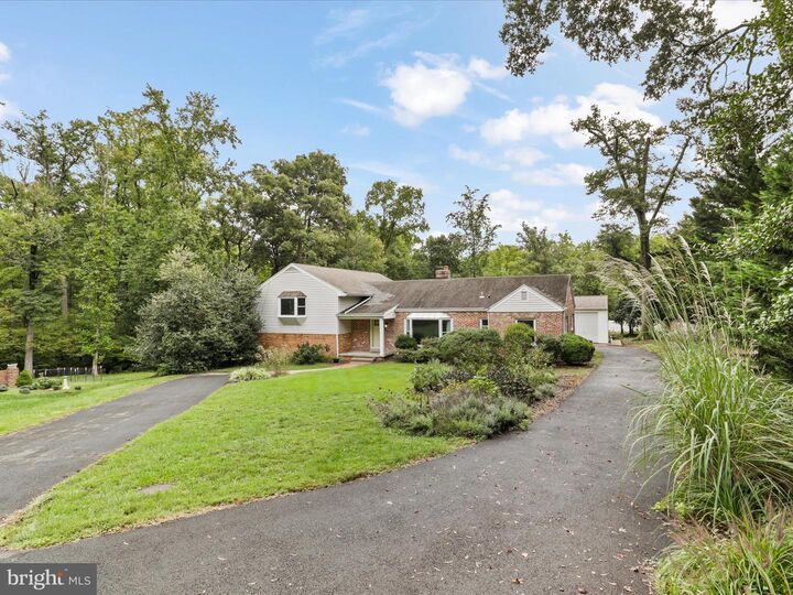 Property Photo:  7533 Hollindale  VA 22306 