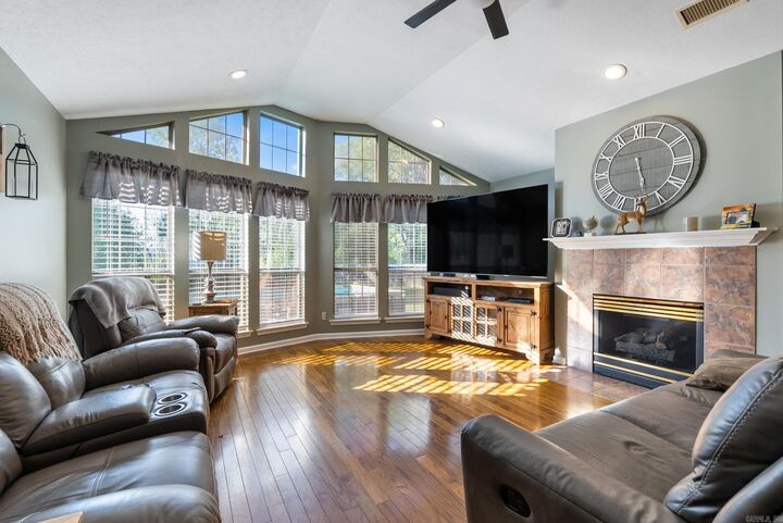 Property Photo:  6 Mallard Cove  AR 72106 