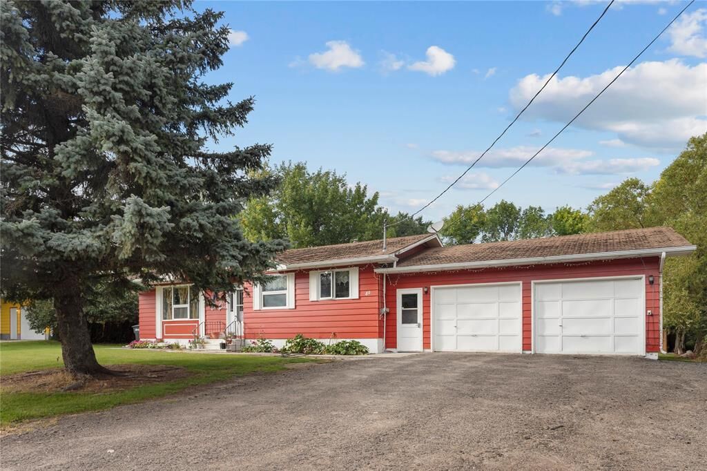 Property Photo: 49 First Avenue MB R0A 0C0