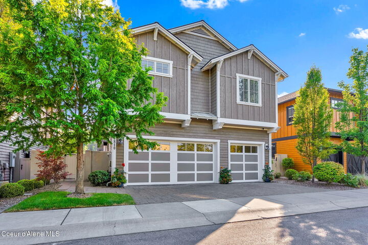 Property Photo: 3810 W Shoreview Ln ID 83814