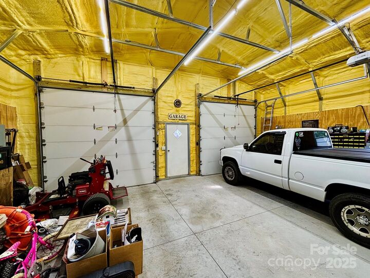 Property Photo: 1693 Azalea Avenue NC 28081